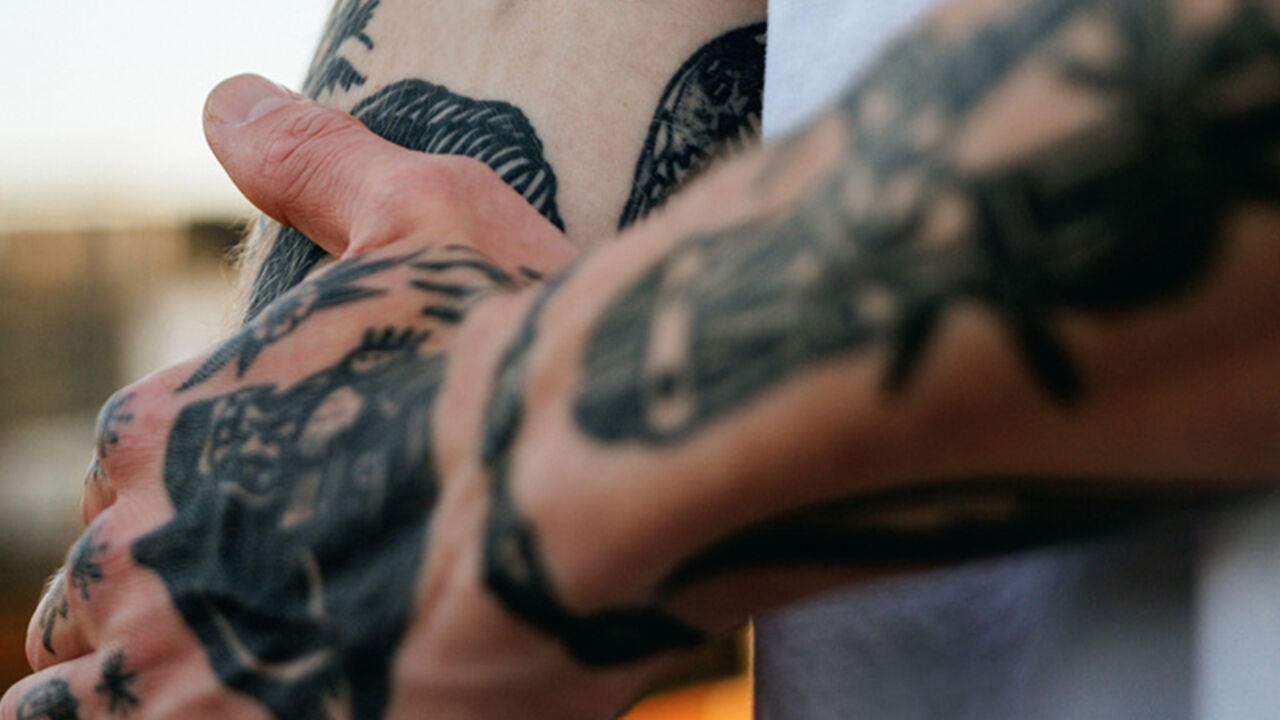 SKIN STORIES I Tattoos I Gegen Tattoo-Aging
